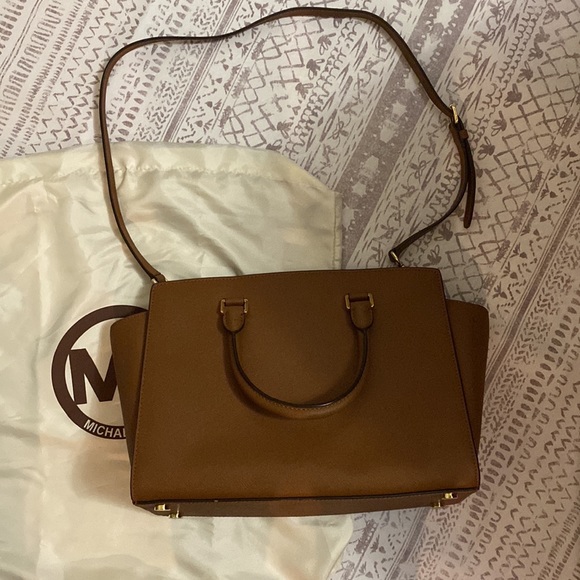 Michael Kors | Selma Large Brown Satchel - Picture 3 of 8